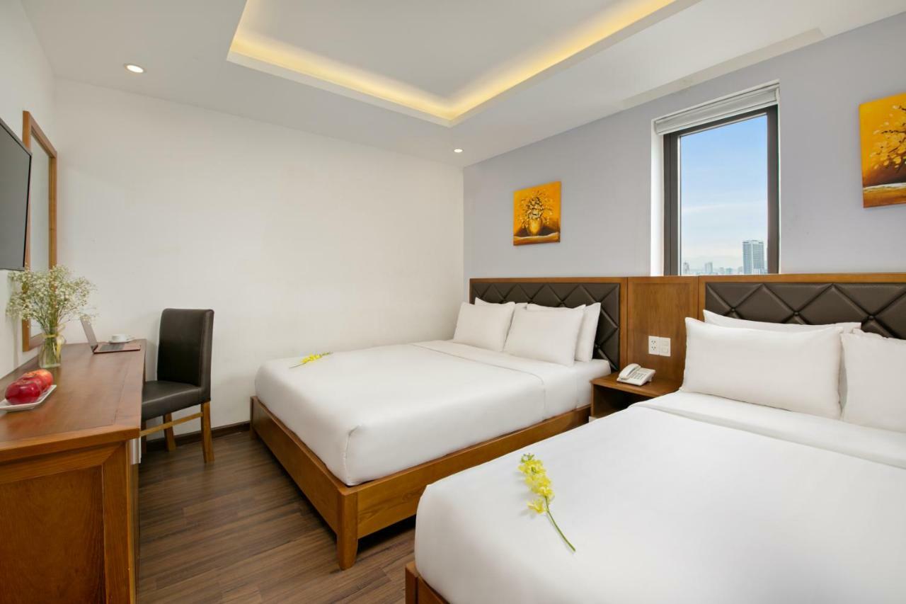 La Beach Hotel Da Nang Bagian luar foto