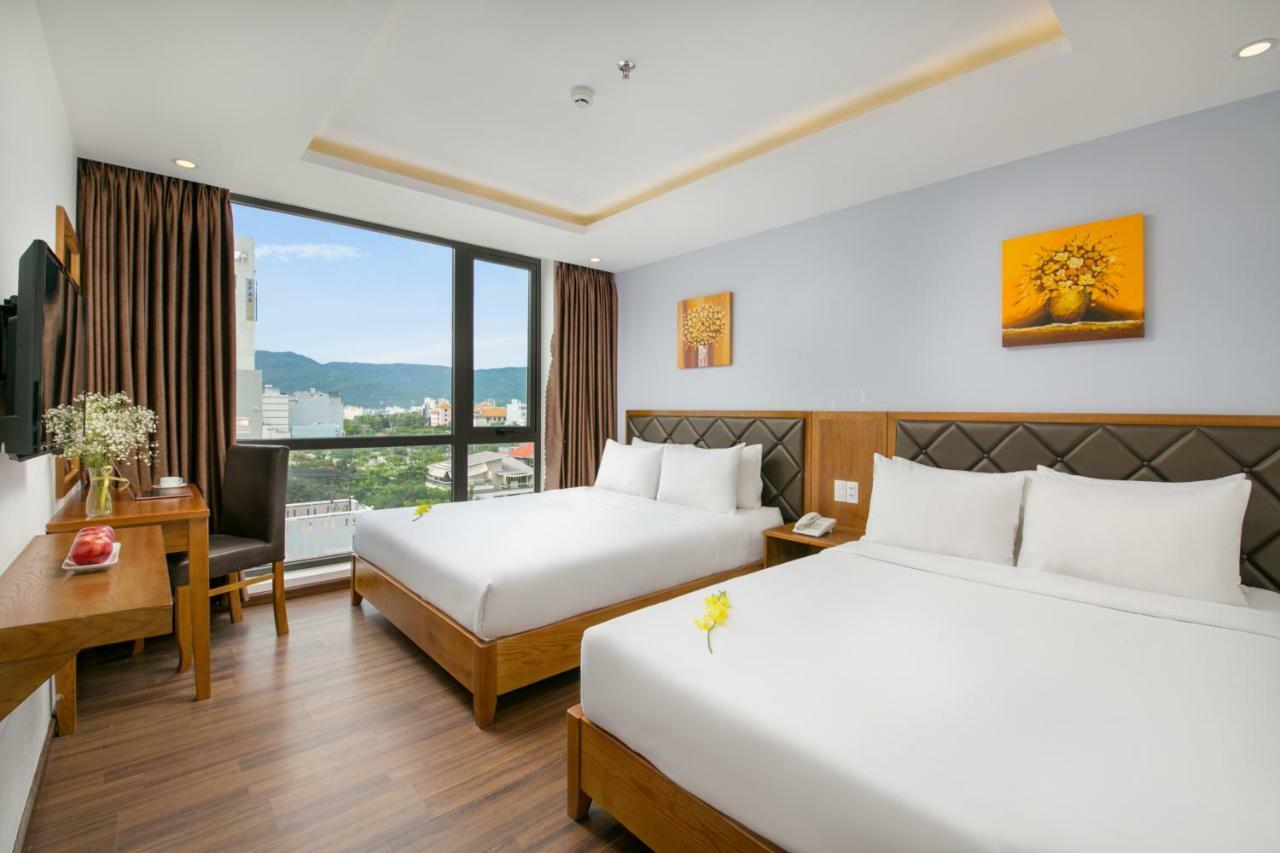 La Beach Hotel Da Nang Bagian luar foto
