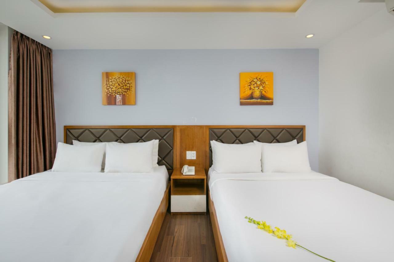 La Beach Hotel Da Nang Bagian luar foto