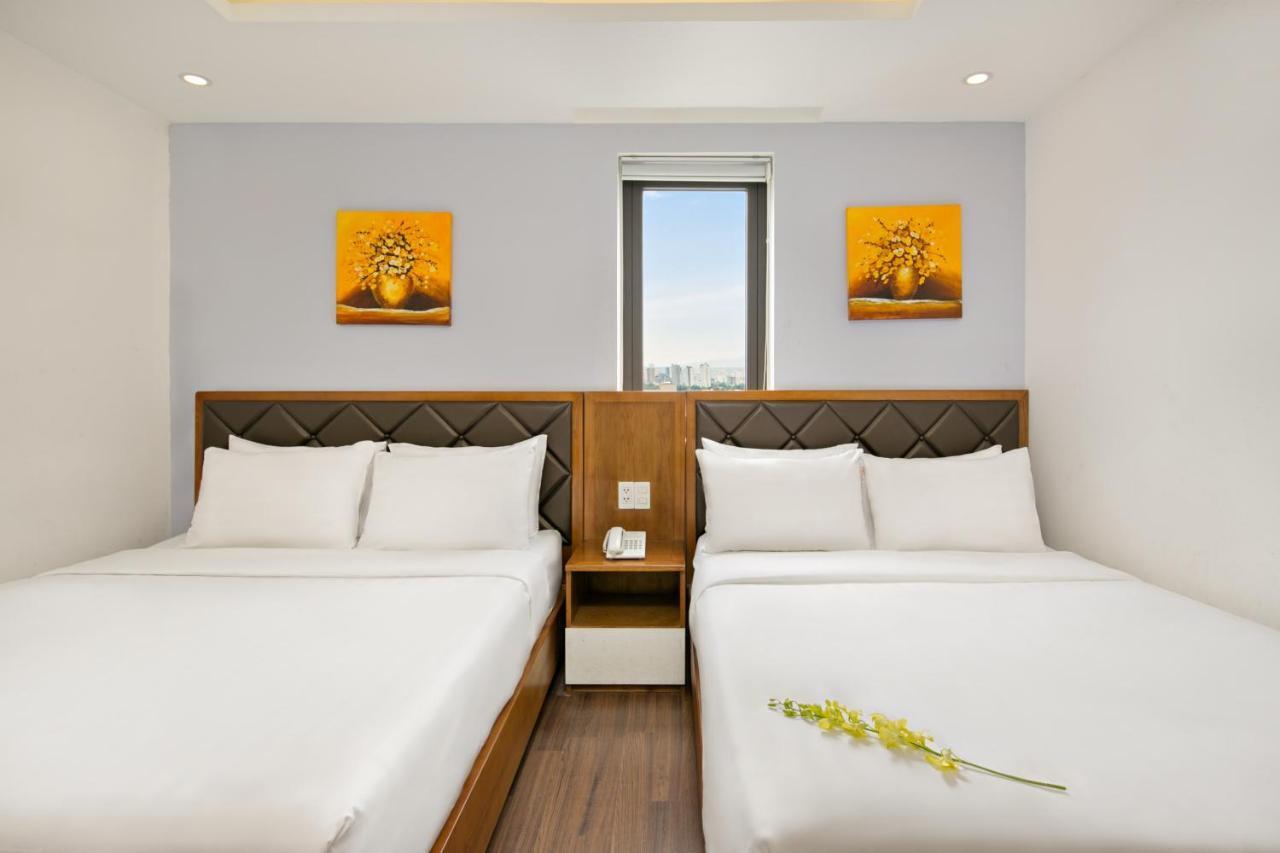 La Beach Hotel Da Nang Bagian luar foto